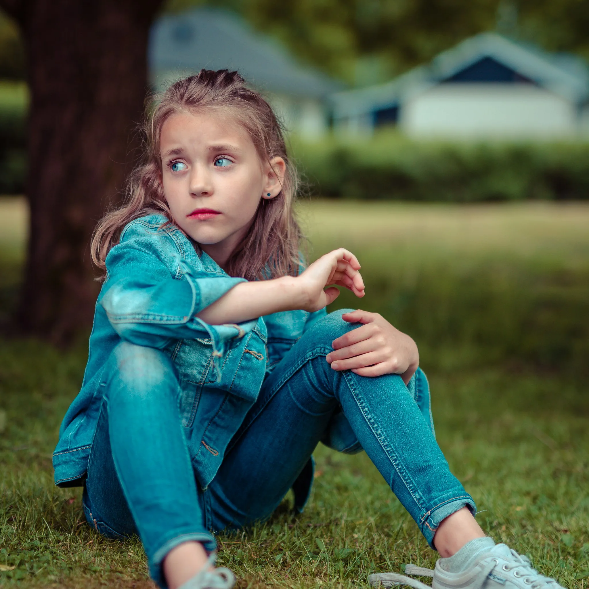 girl-in-blue