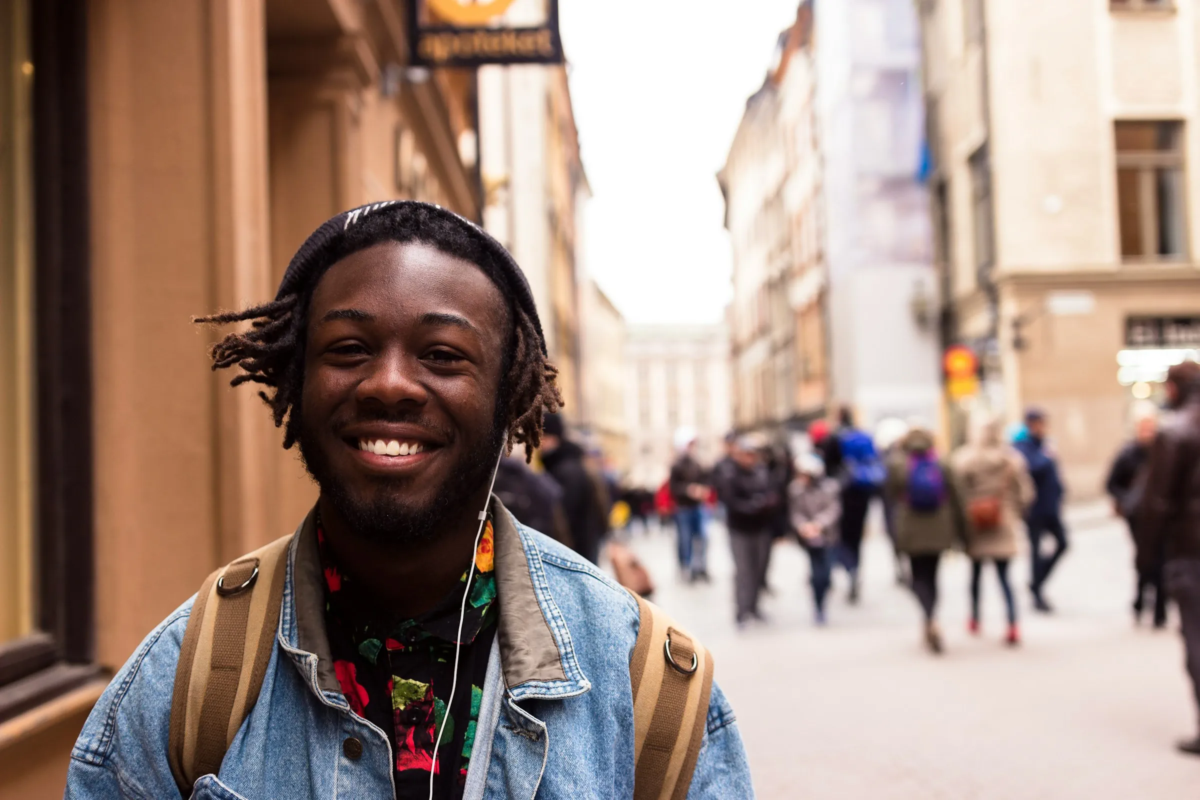 man-smiling-headphones