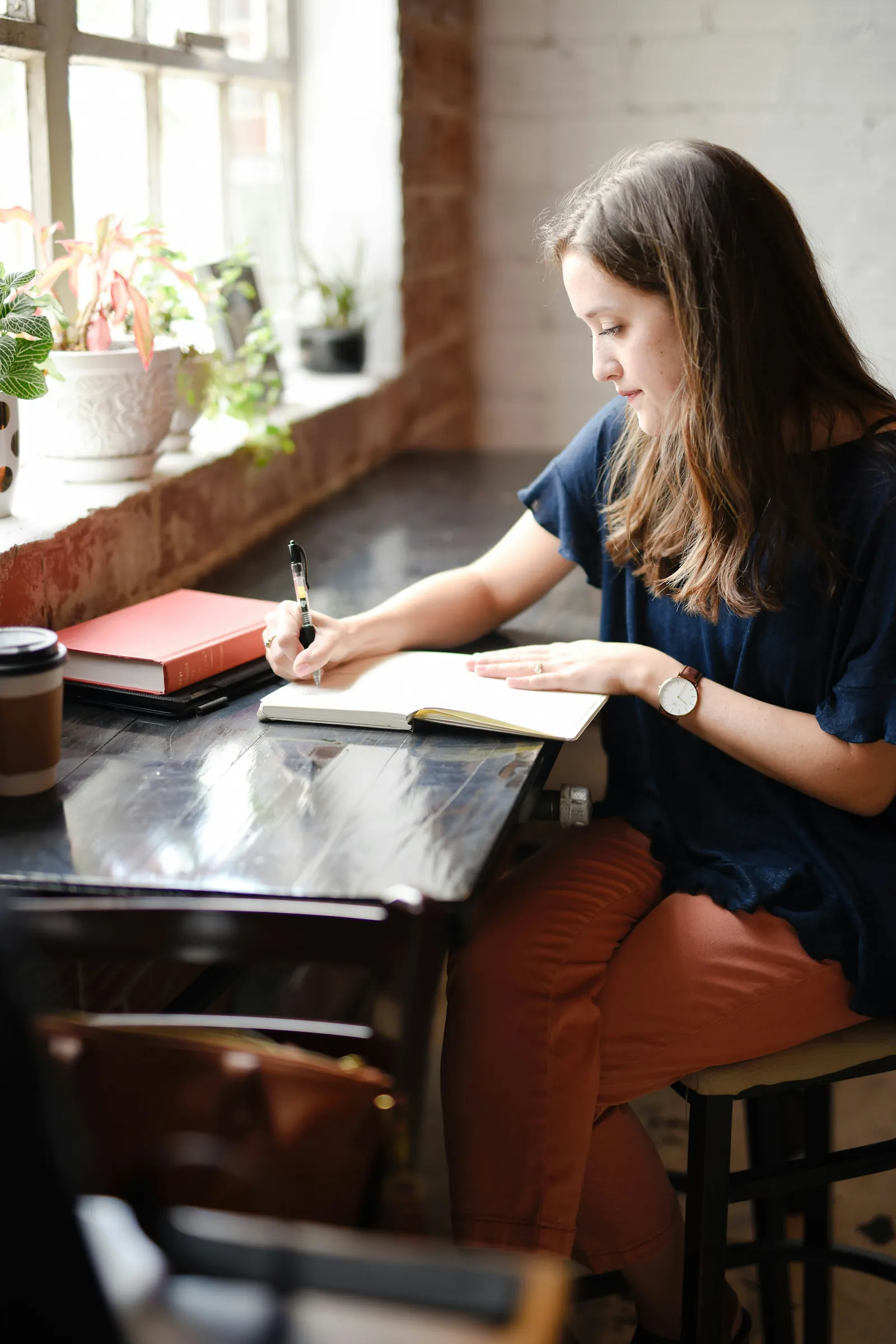 woman-writing